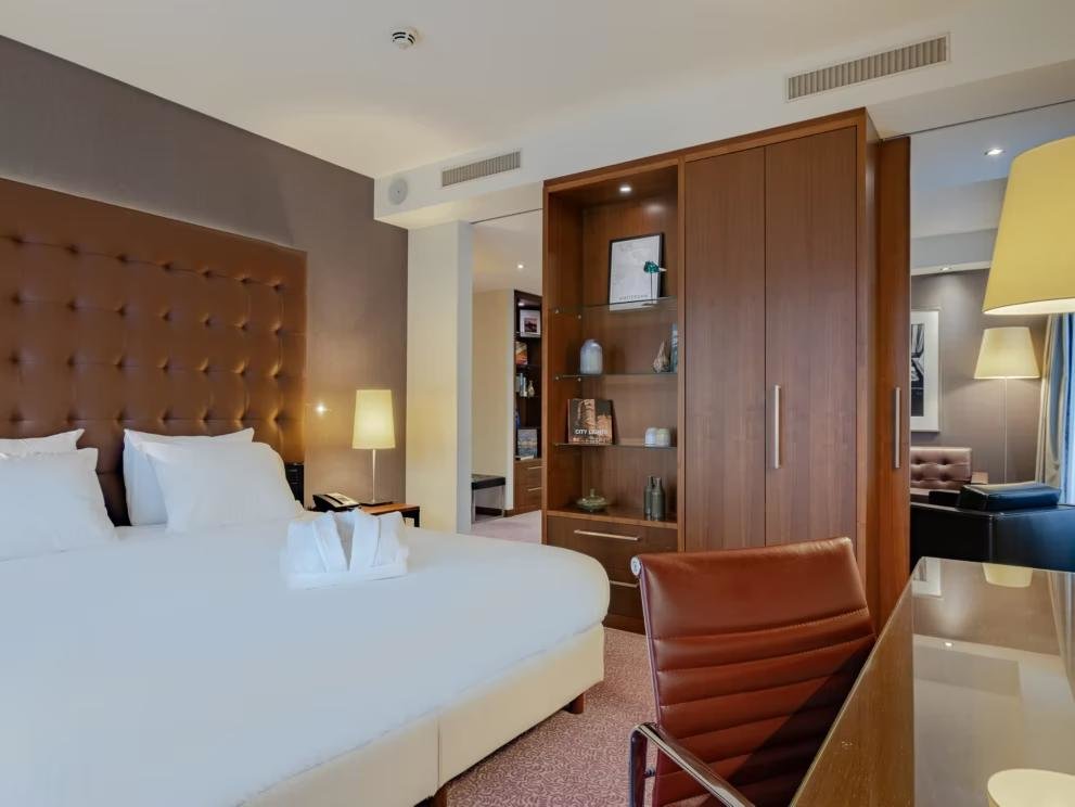 Suite doble 1 dormitorio Crowne Plaza Amsterdam - South, an IHG Hotel