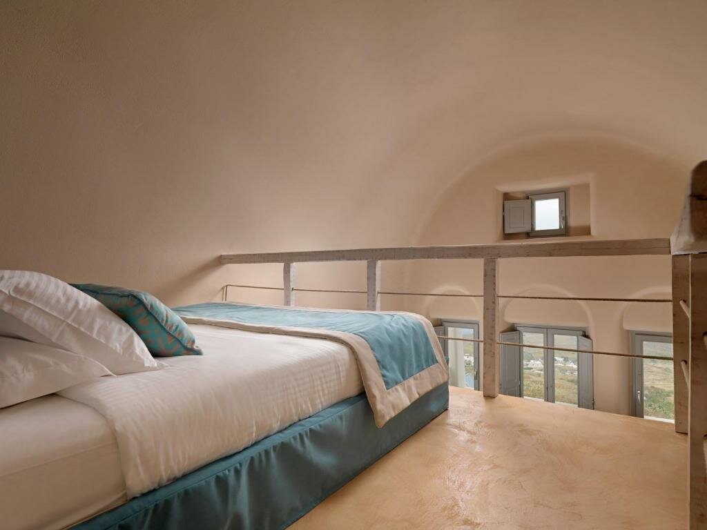 Double Suite Dome Santorini Resort & Spa