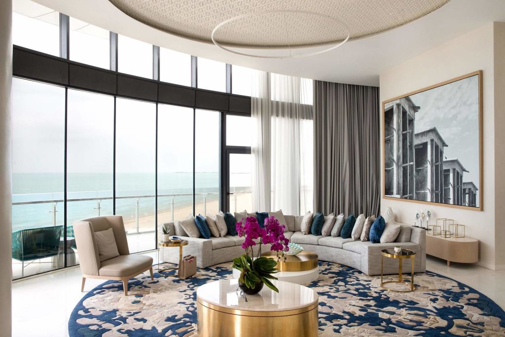 Четырёхместный люкс Abu Dhabi с 2 комнатами Jumeirah at Saadiyat Island Resort