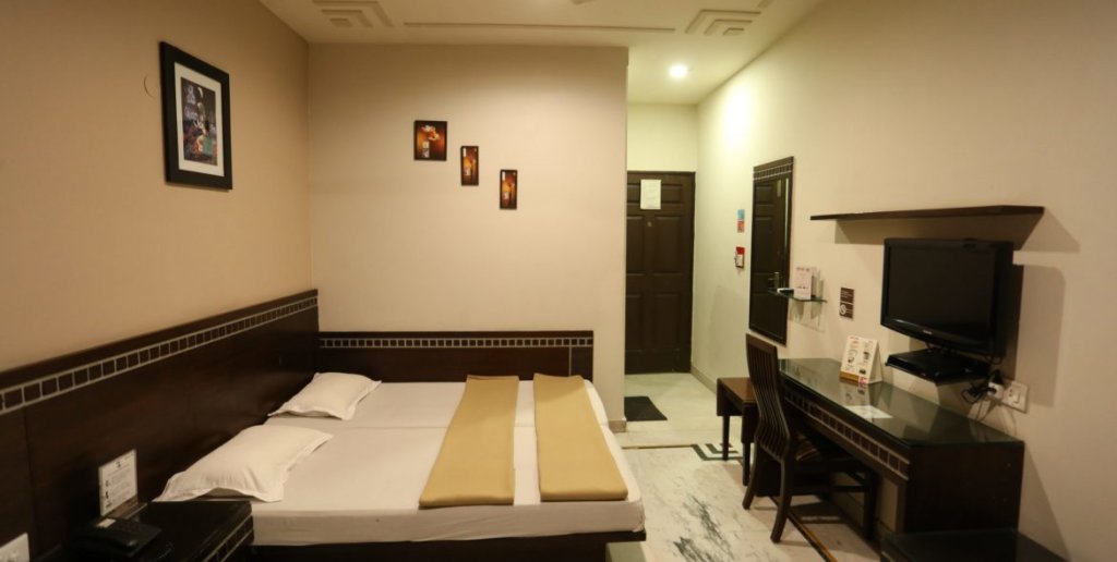 Двухместный номер Superior Smyle Inn - Best Value Hotel near New Delhi Station
