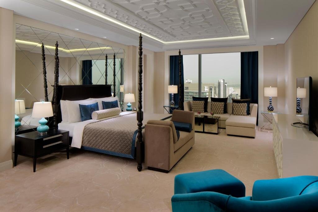 Четырёхместный люкс Presidential с 2 комнатами Taj Dubai