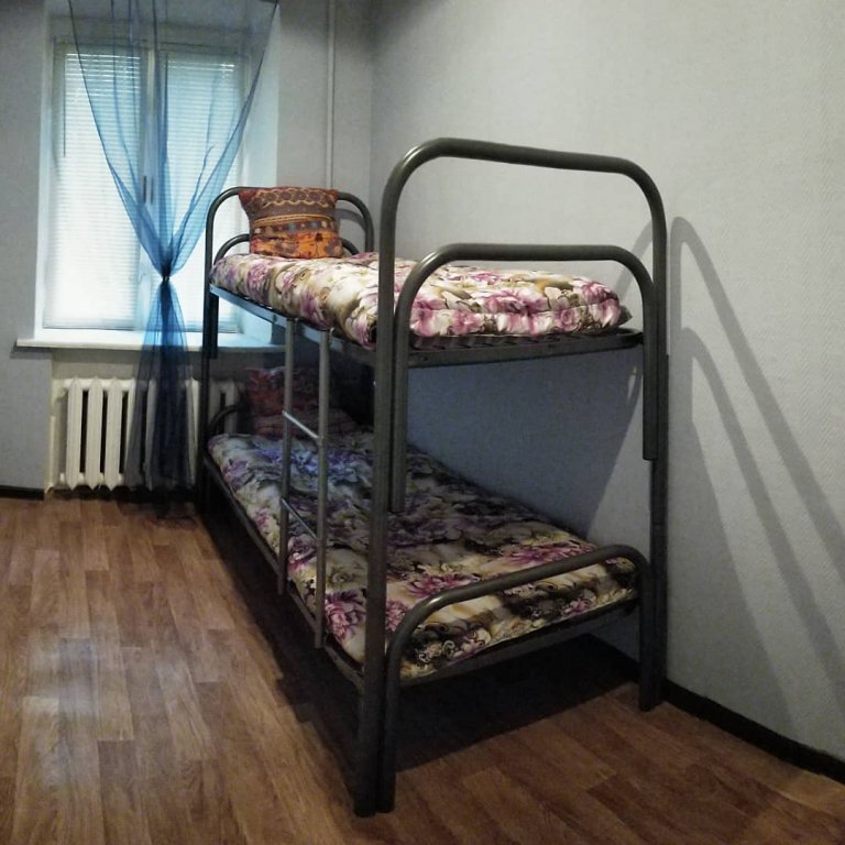 Кровать в общем номере (женский номер) Хостел Joy
