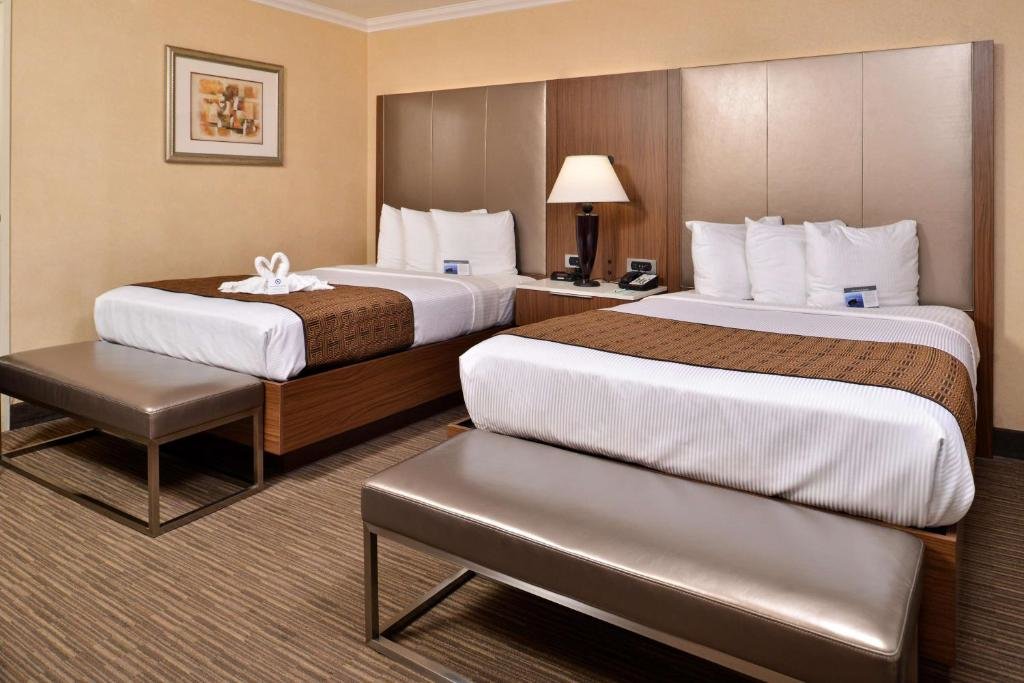 Deluxe Double room Best Western Hollywood Plaza Inn Hotel - Hollywood Walk of Fame LA