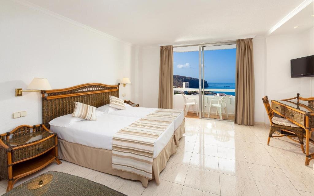 Superior Double room with sea view Sol Arona Tenerife