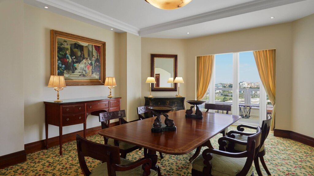 Двухместный люкс Grand c 1 комнатой с видом на поле для гольфа JW Marriott Hotel Cairo