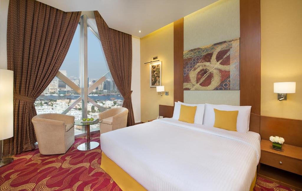 Двухместный люкс Seasons City Seasons Towers Hotel Bur Dubai