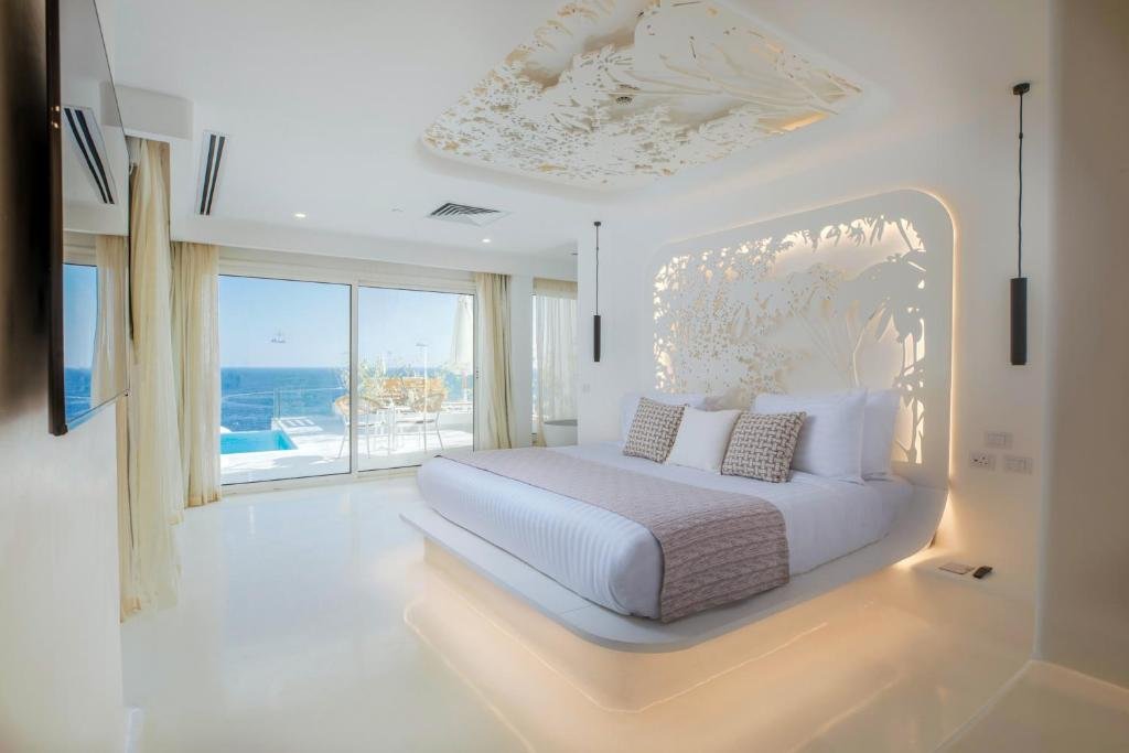 Hall of Fame Pool Doppel Suite Meraki Sharm El Sheikh Resort