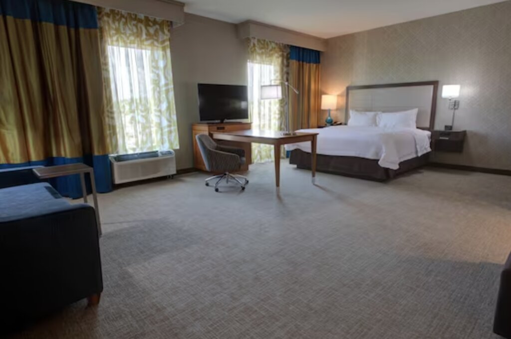 Accessible Doppel Zimmer Hampton Inn & Suites by Hilton Tampa Busch Gardens Area
