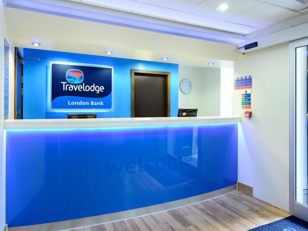 London central 3. Travelodge. Travelodge Лондон Эдмонтон. Travelodge Tea. Travelodge London Docklands Central.