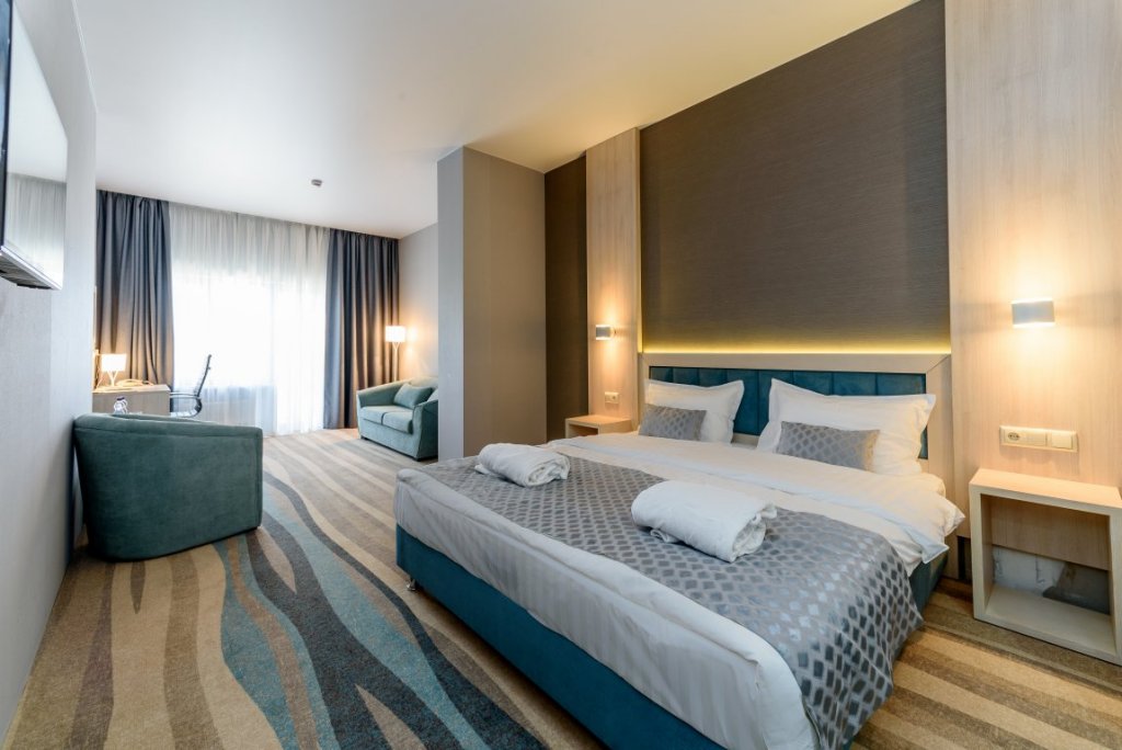 Comfort Plus Doppel Zimmer mit Balkon Grand Spa Hotel Avax