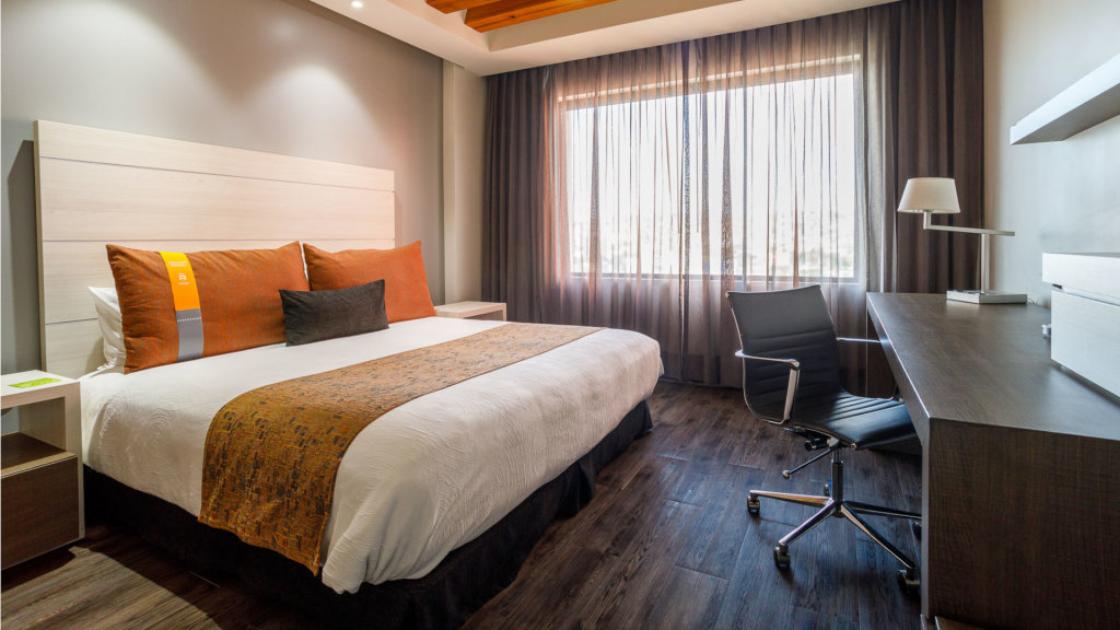 Двухместный полулюкс Real Inn Tijuana by Camino Real Hoteles