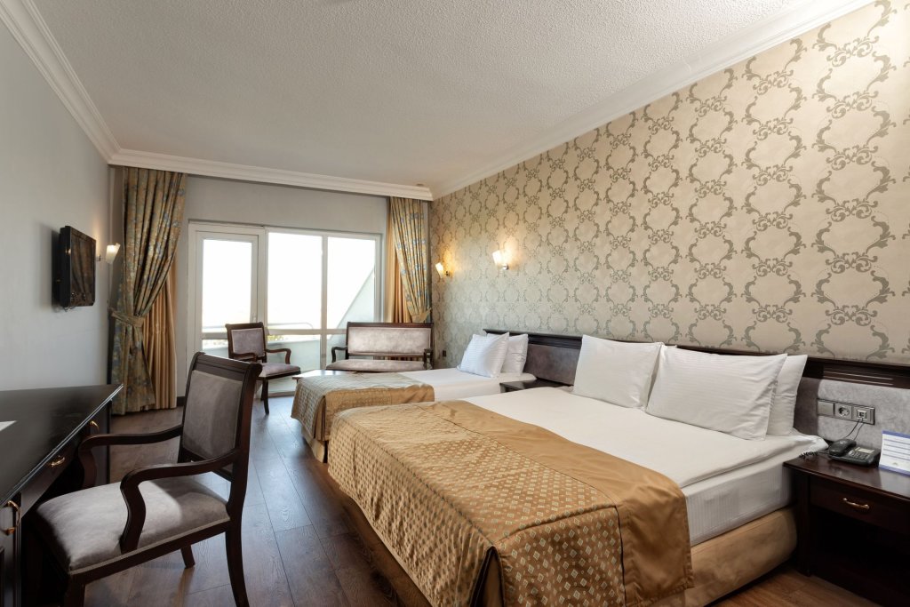 Семейный номер Standard Buyuk Anadolu Didim Resort Hotel