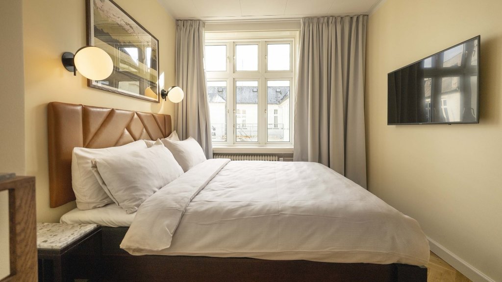 Upgraded Modest Doppel Zimmer Hotel Mayfair