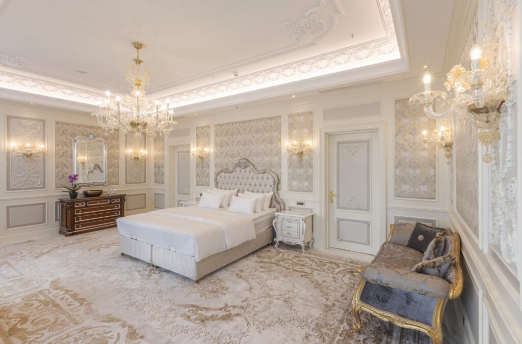 Presidential Venice Double Suite with view Silk Road by Minyoun