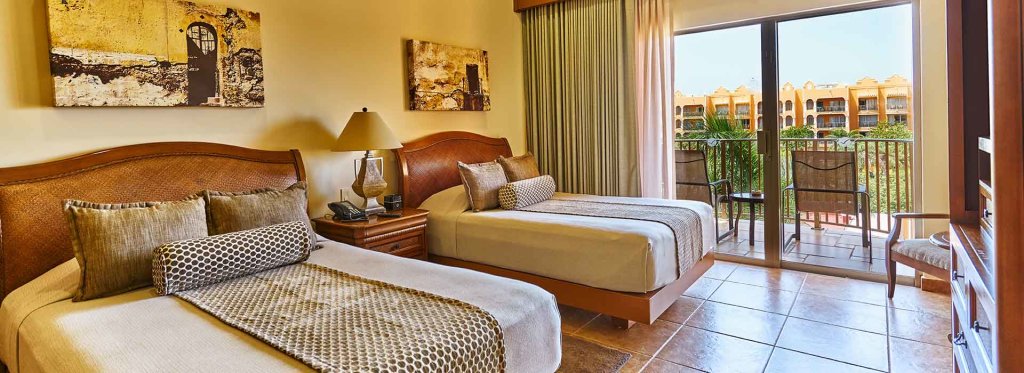 Двухместный полулюкс Deluxe с видом на океан The Royal Haciendas Resort & Spa