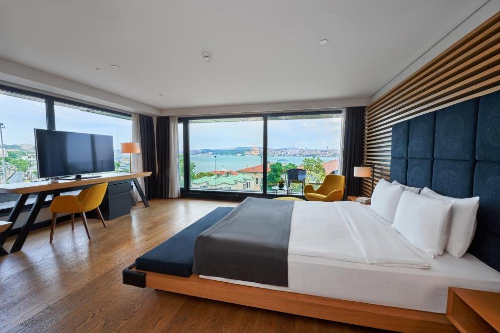 Двухместный полулюкс Metropolitan Hotels Bosphorus - Special Category