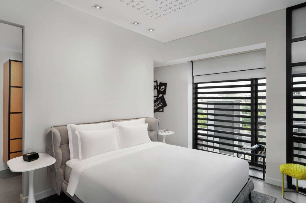 Creek view Doppel Suite 1 Schlafzimmer Canopy by Hilton Dubai Al Seef