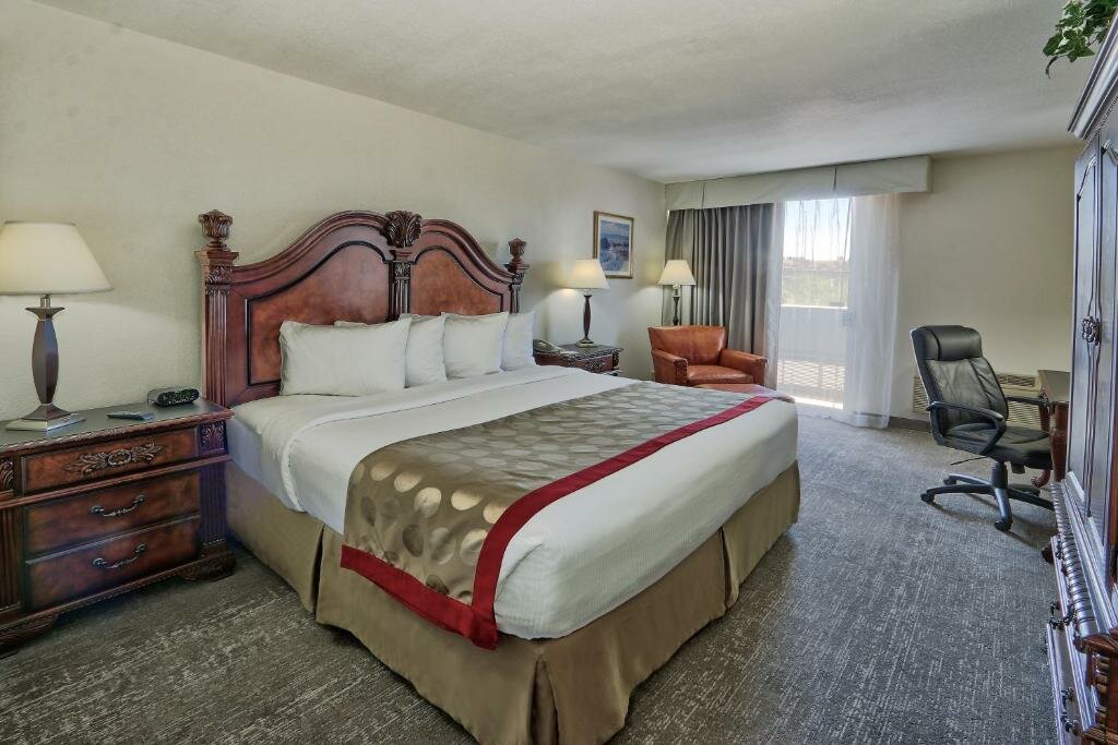 Suite 2 Schlafzimmer Ramada by Wyndham Albuquerque Midtown
