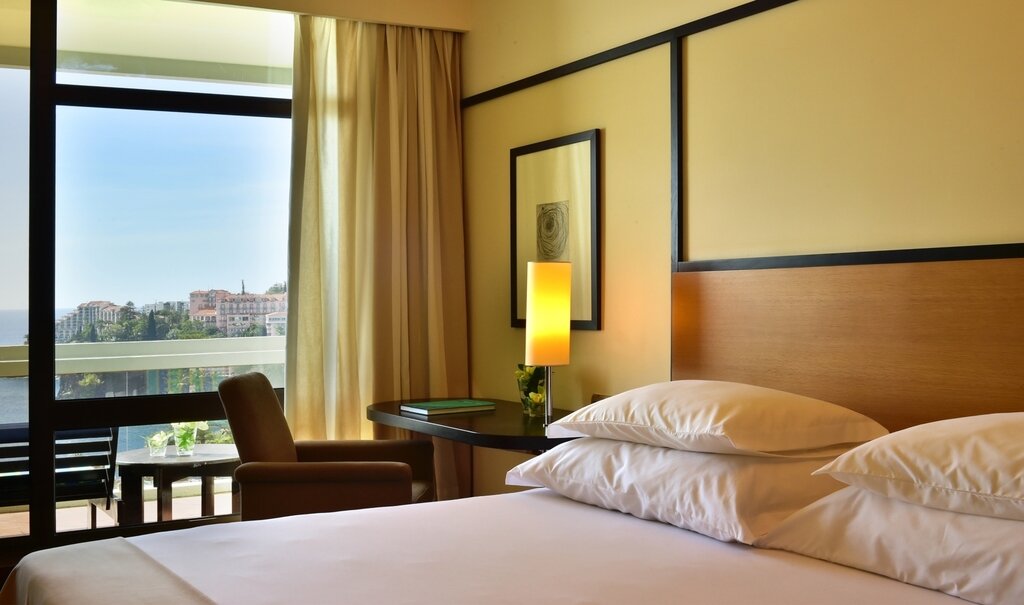 Classic Double room with balcony and with view Pestana Casino Park Ocean and SPA Hotel
