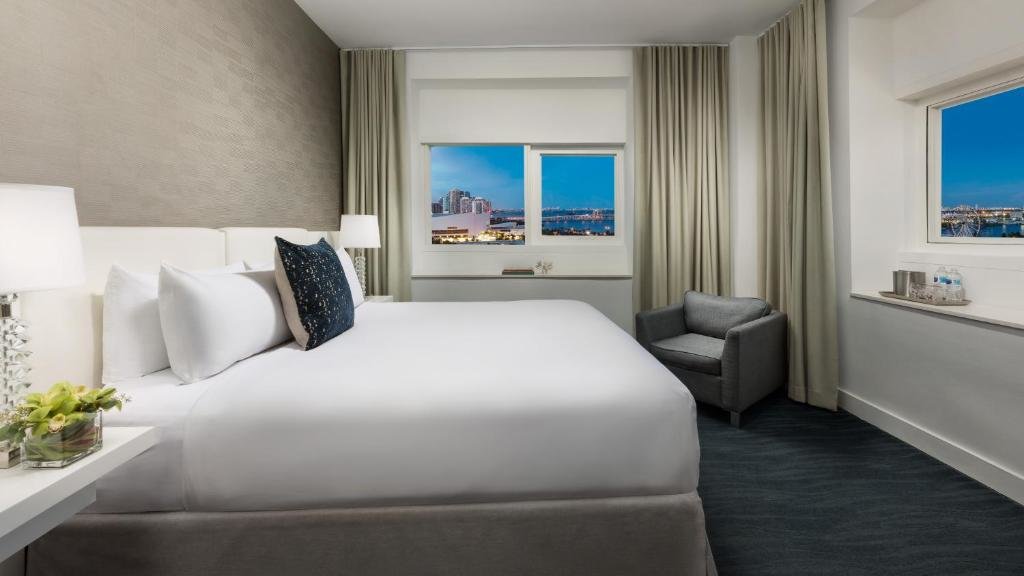 Trendy Double room with bay view YVE Hotel Miami