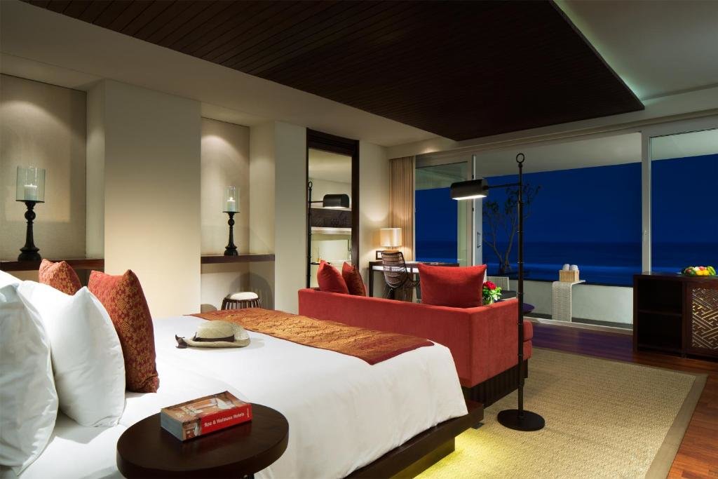 Двухместный люкс рядом с океаном для новобрачных Samabe Bali Suites & Villas