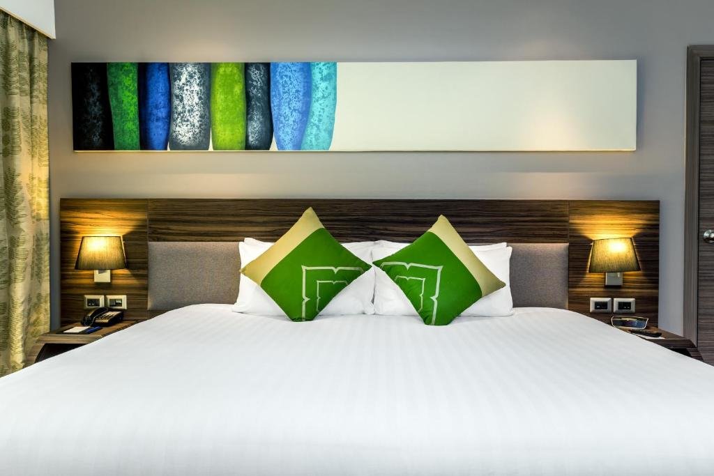 Четырёхместный Family Fun полулюкс с балконом Holiday Inn Resort Phuket Karon Beach, an IHG Hotel