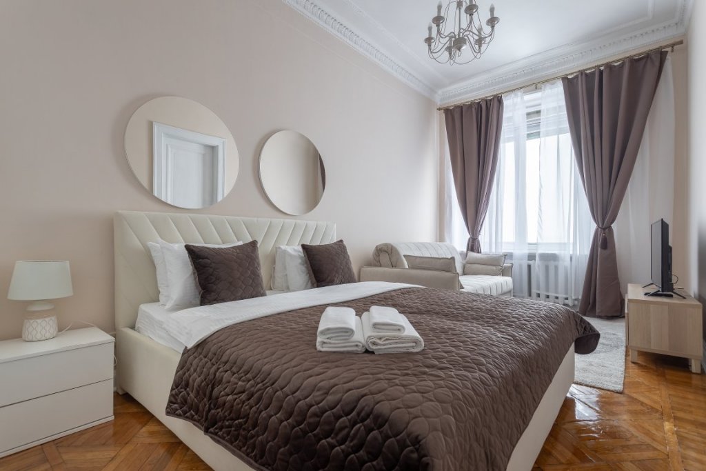 2 rooms Superior Apartment with balcony Kotelnicheskaya Royal Tower