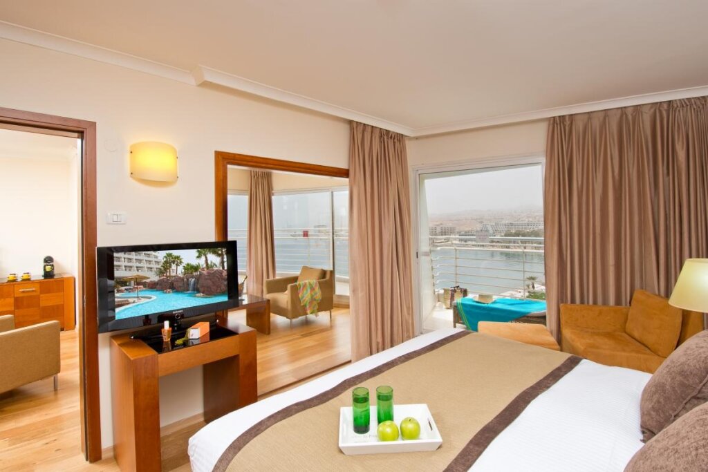 Doppel Suite Penthouse mit Balkon und mit Meerblick Leonardo Plaza Hotel Eilat