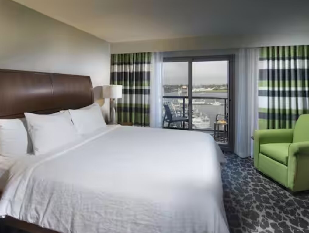 Doppel Suite 2 Schlafzimmer mit Balkon und mit Wasserblick Hilton Garden Inn Charleston Waterfront/Downtown