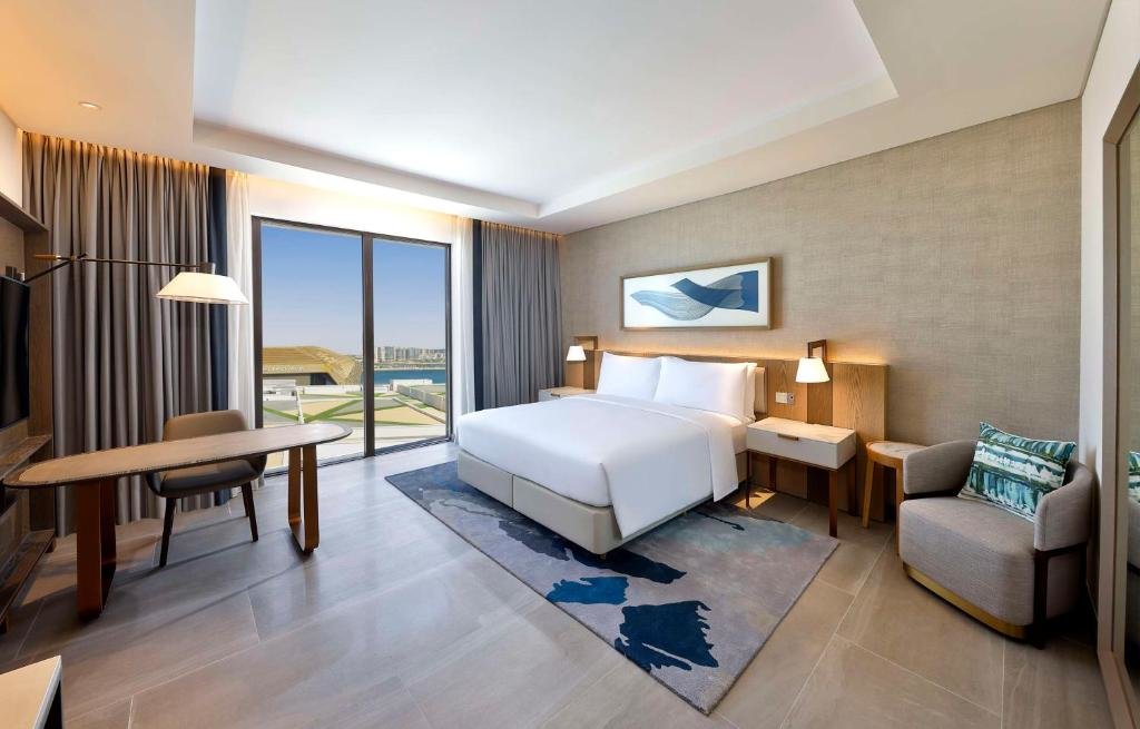 Двухместный номер для гостей с ограниченными возможностями Executive Hilton Abu Dhabi Yas Island