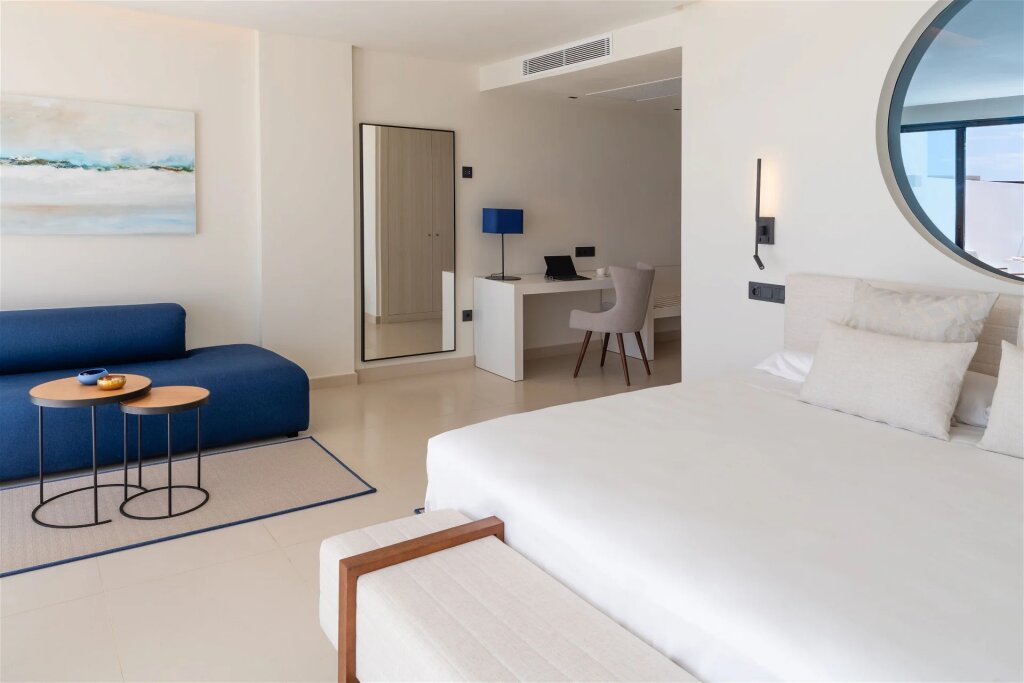 Ocean Suite with sea view Royal Marina Suites Boutique Hotel
