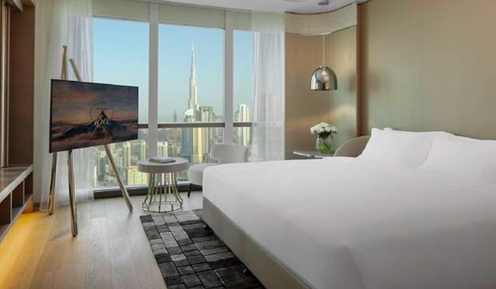 Silver screen Doppel Suite Paramount Hotel Dubai