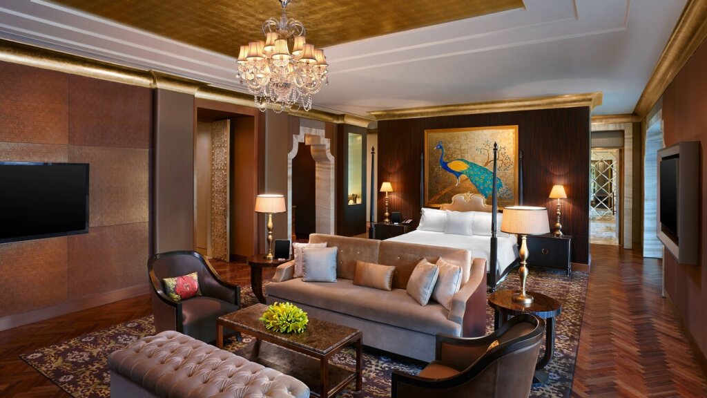 Двухместный люкс Grand Presidential ITC Grand Chola, a Luxury Collection Hotel, Chennai