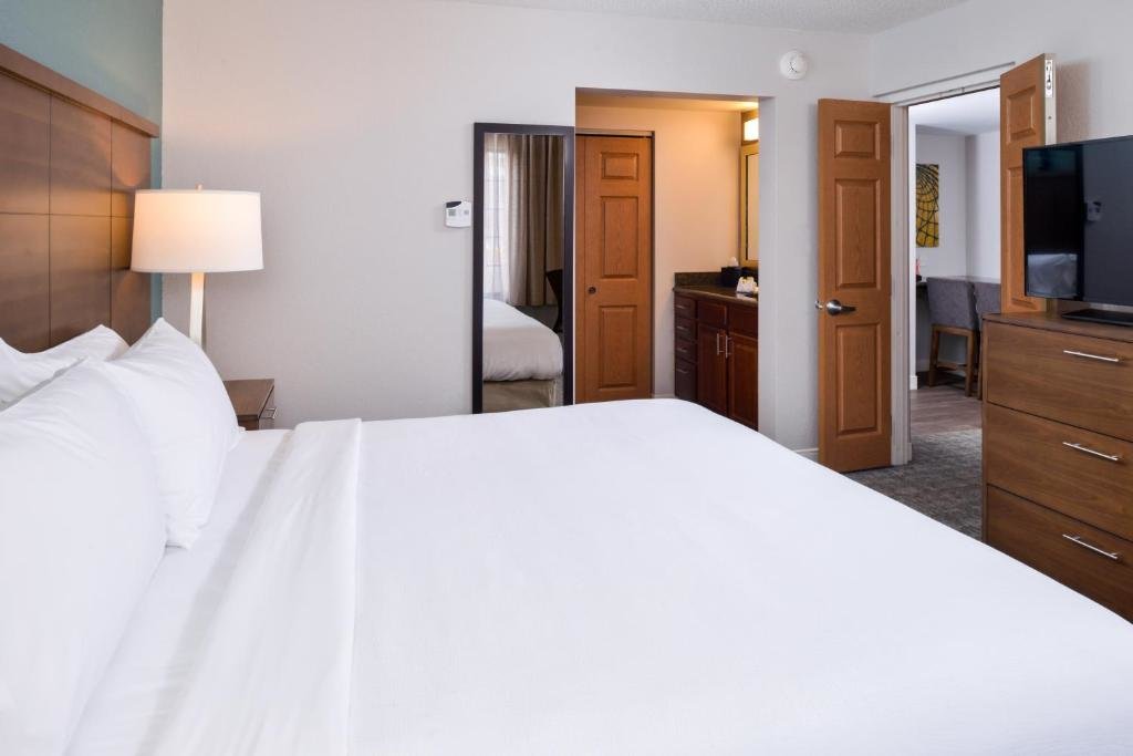 Two bedroom Staybridge Suites Indianapolis Downtown-Convention Center, an IHG Hotel