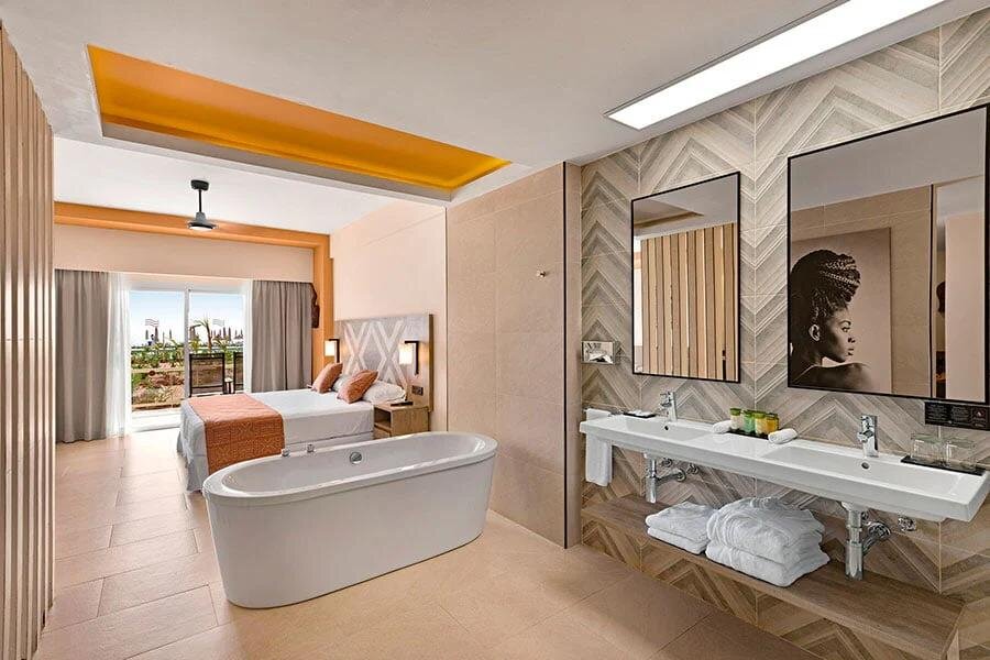 Двухместный полулюкс Swim-Up Hotel Riu Baobab