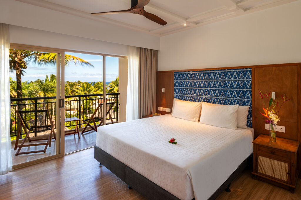 Двухместный люкс c 1 комнатой Outrigger Fiji Beach Resort