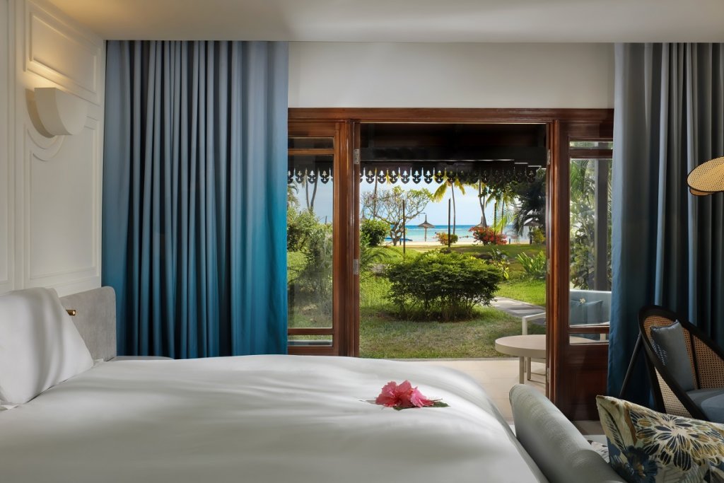 Двухместный номер Magnifique с балконом и с видом на океан Sofitel Mauritius L'Imperial Resort & Spa