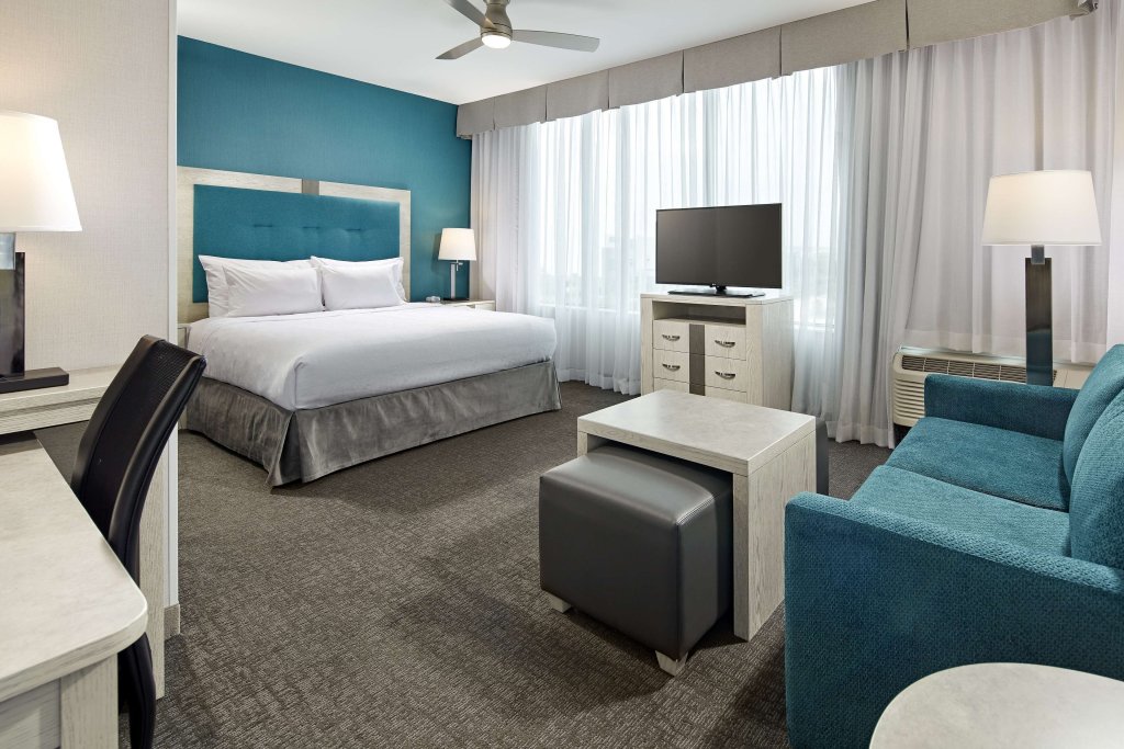 Люкс c 1 комнатой с видом на внутренний двор Homewood Suites By Hilton Long Beach Airport