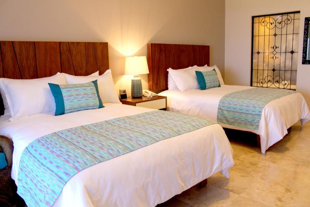 Двухместный полулюкс с видом на море Las Villas Hotel & Golf By Estrella del Mar