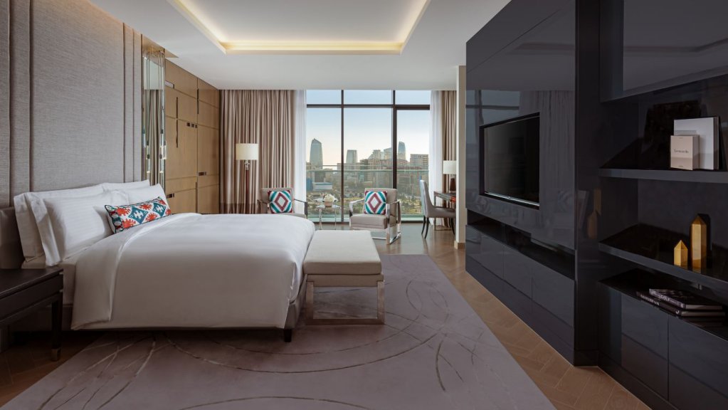 Двухместный люкс Executive с видом на город The Ritz-Carlton, Baku