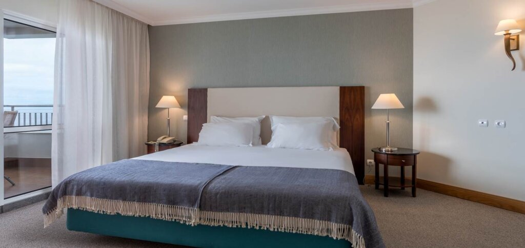 Suite 2 dormitorios con balcón y con vista al mar Pestana Grand Premium Ocean Resort