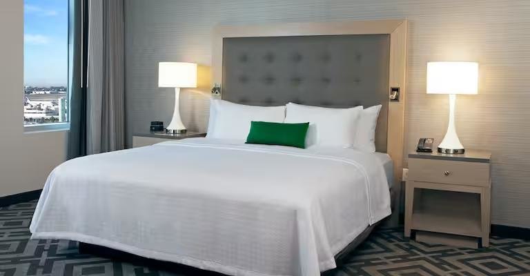 2 Bedrooms Suite Homewood Suites By Hilton Los Angeles International Airport