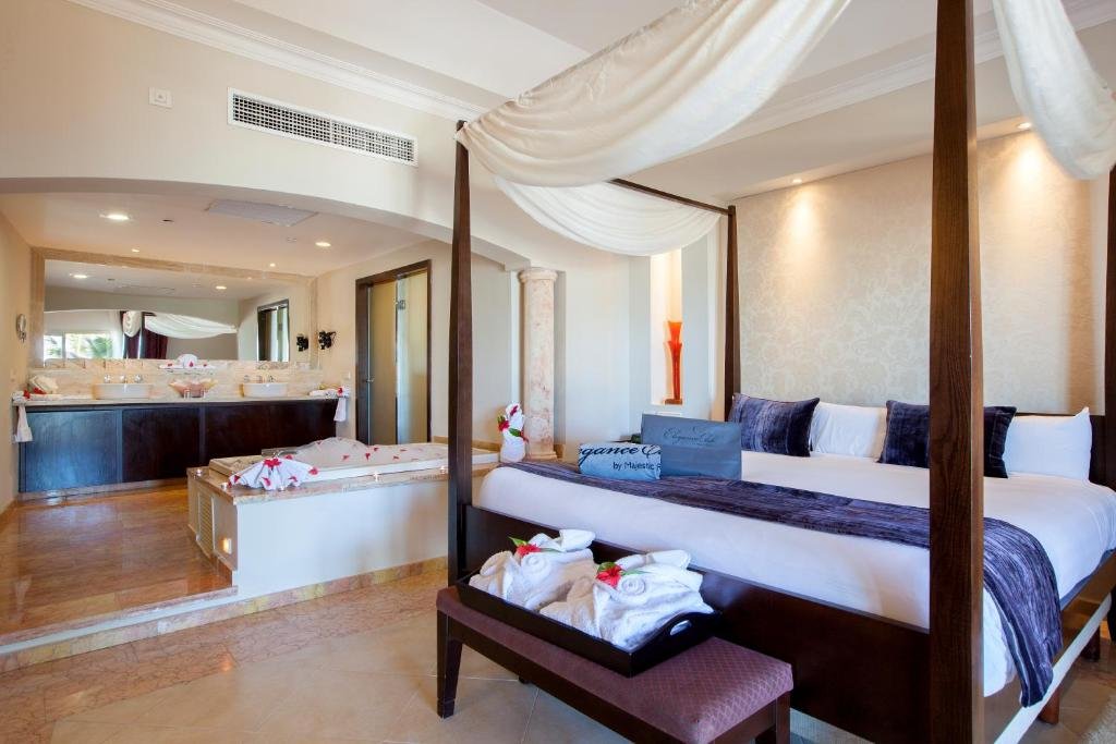 Club Elegance 18+ Double Suite with ocean view Majestic Elegance Punta Cana