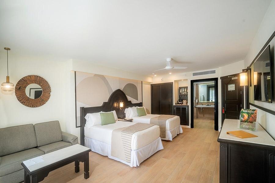 Adapted Double Junior Suite with balcony Riu Palace Pacifico