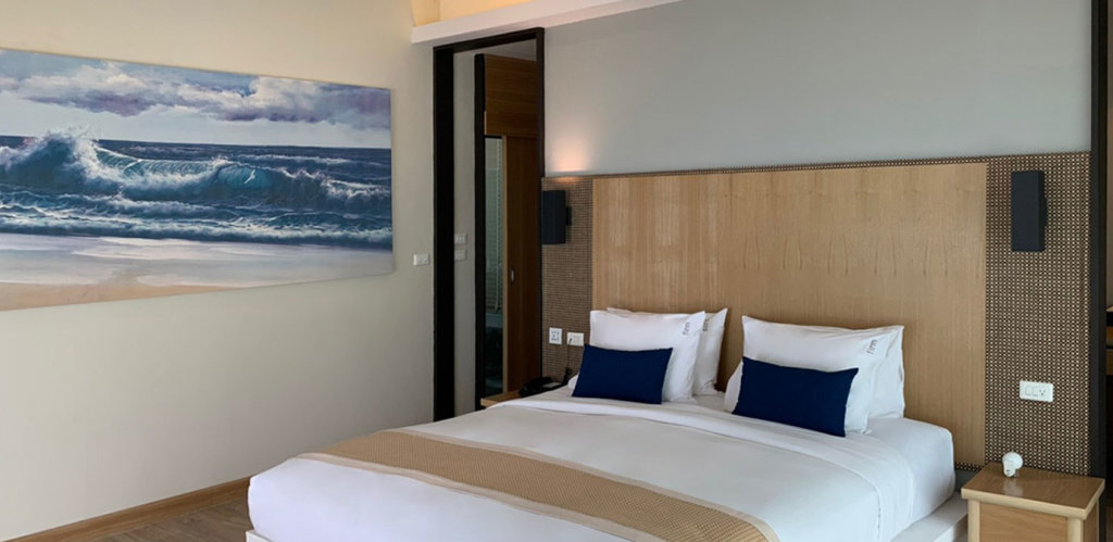 Honeymoon Premier Double room beachfront Phi Phi Holiday Resort - SHA Extra Plus