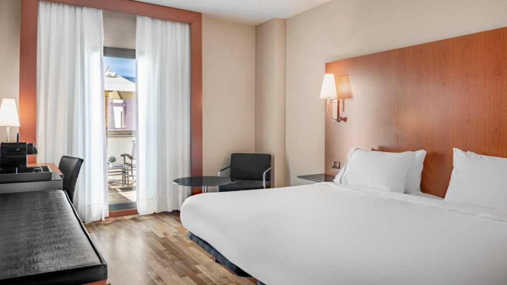 Двухместный номер Superior AC Hotel Badajoz by Marriott