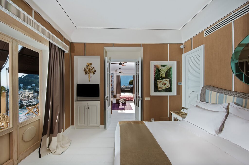 Двухместный люкс Bellevue Capri Tiberio Palace