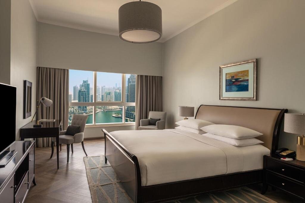 Люкс с 3 комнатами Dubai Marriott Harbour Hotel And Suites