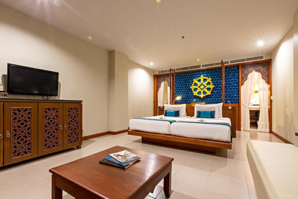 Deluxe Doppel Zimmer mit Balkon und mit Poolblick Rawai Palm Beach Resort