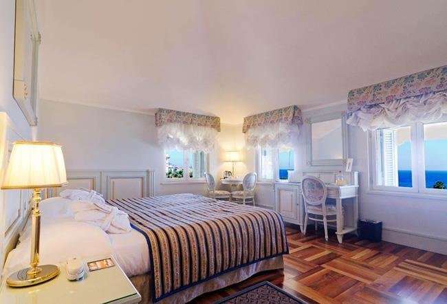 Пятиместный люкс Prestige Sea View Hotel De Paris Sanremo
